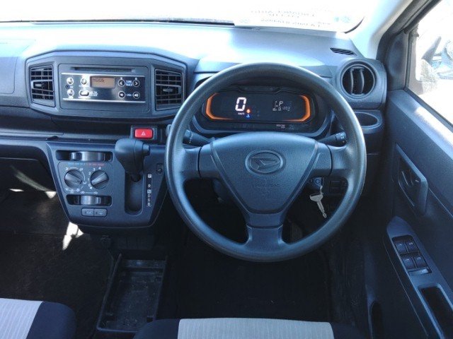 
								DAIHATSU MIRA full									