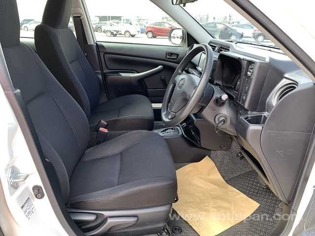 
								TOYOTA PROBOX full									