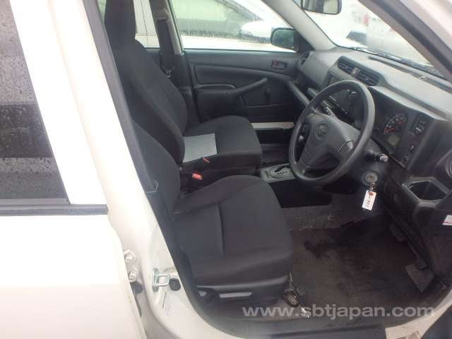 
								TOYOTA PROBOX full									