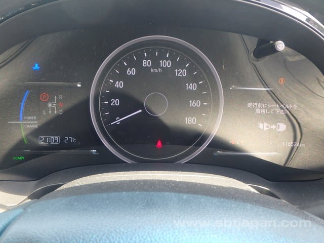 
								HONDA FIT SHUTTLE full									