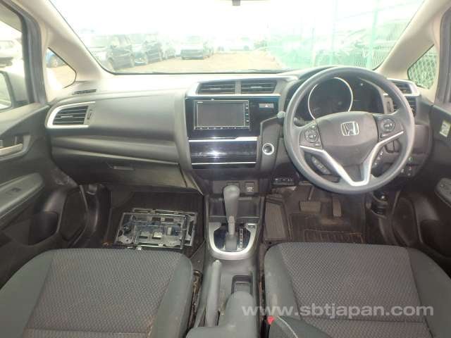 
								HONDA FIT full									