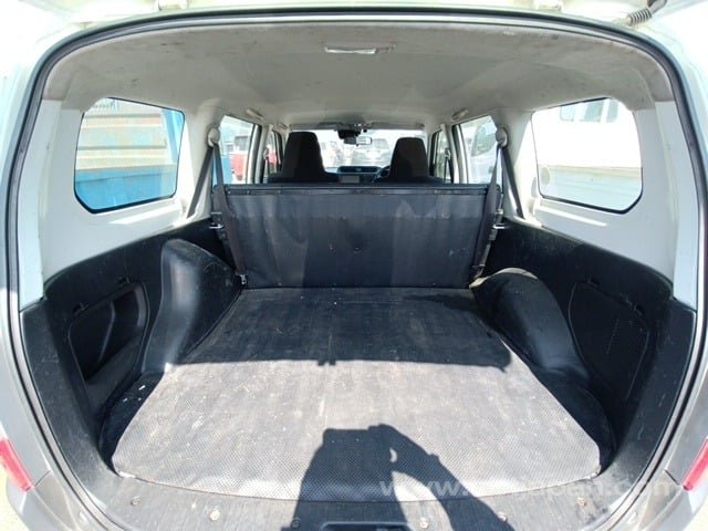 
								TOYOTA PROBOX full									