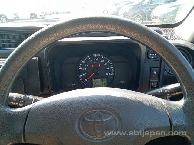 
								TOYOTA SUCCEED full									
