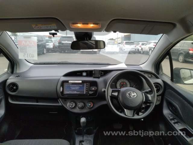 
								TOYOTA VITZ full									