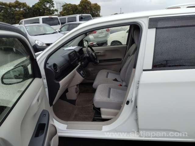 
								TOYOTA PASSO full									