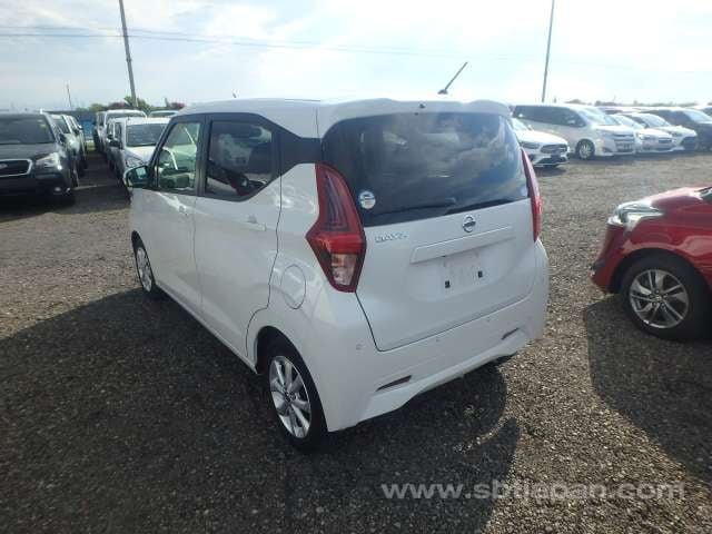 
								NISSAN DAYZ full									