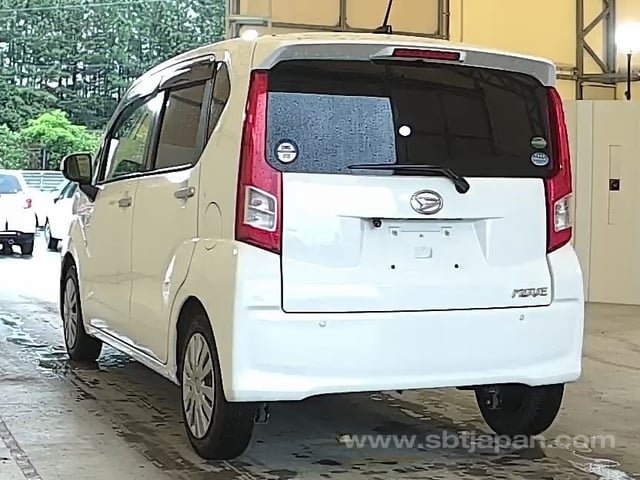 
								DAIHATSU MOVE full									