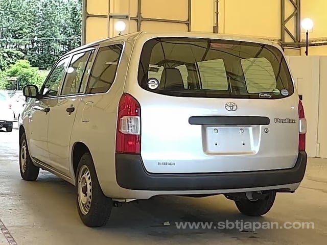 
								TOYOTA PROBOX full									