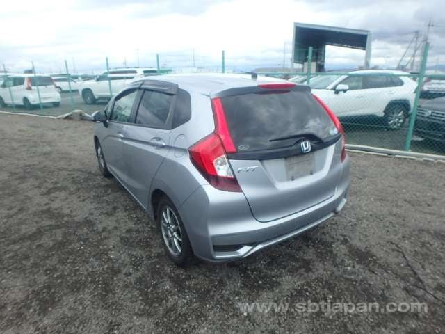 
								HONDA FIT full									