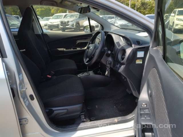 
								TOYOTA VITZ full									