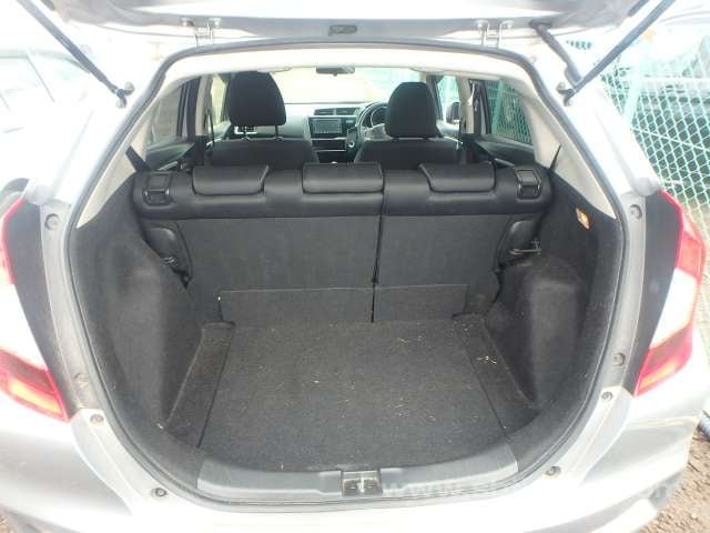 
								HONDA FIT full									
