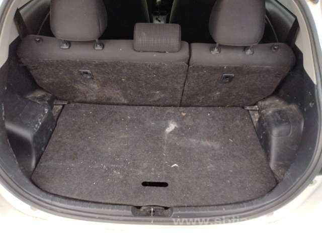 
								TOYOTA VITZ full									