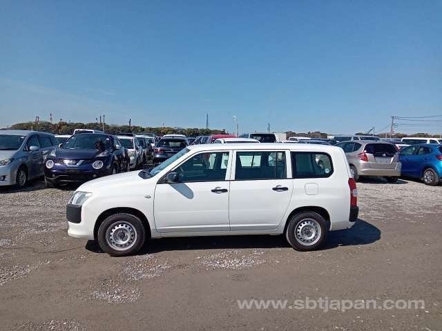 
								TOYOTA SUCCEED full									