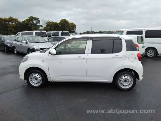 
								TOYOTA PASSO full									