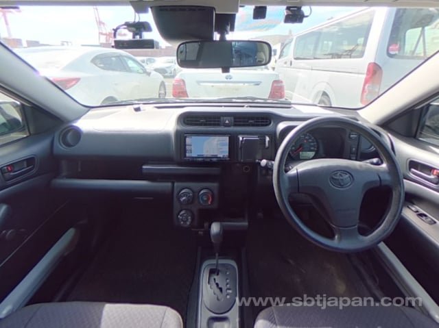 
								TOYOTA PROBOX full									