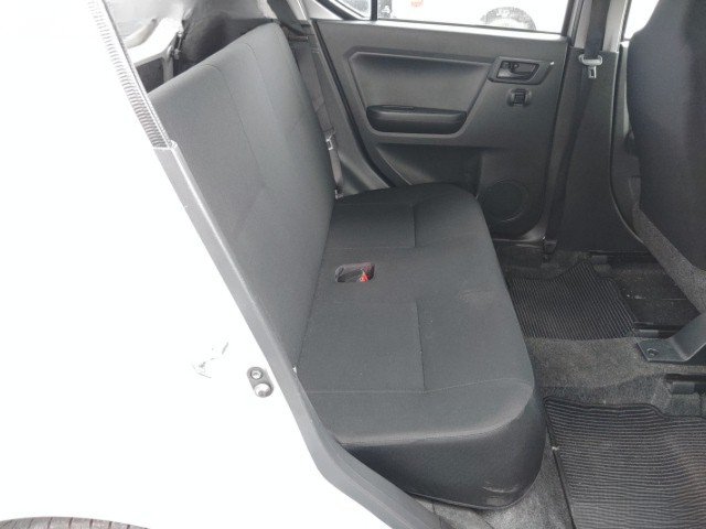 
								DAIHATSU MIRA full									