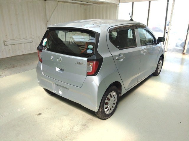 
								DAIHATSU MIRA full									