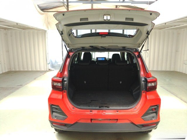 
								DAIHATSU ROCKY full									
