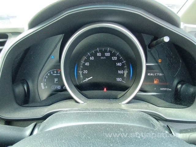 
								HONDA FIT full									