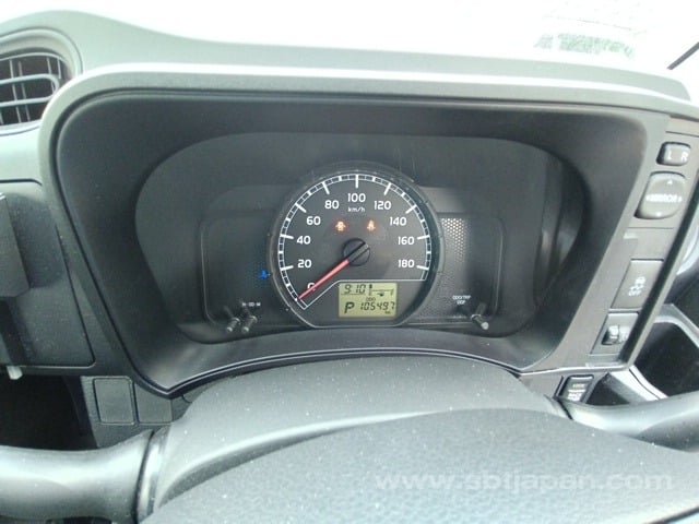 
								TOYOTA PROBOX full									