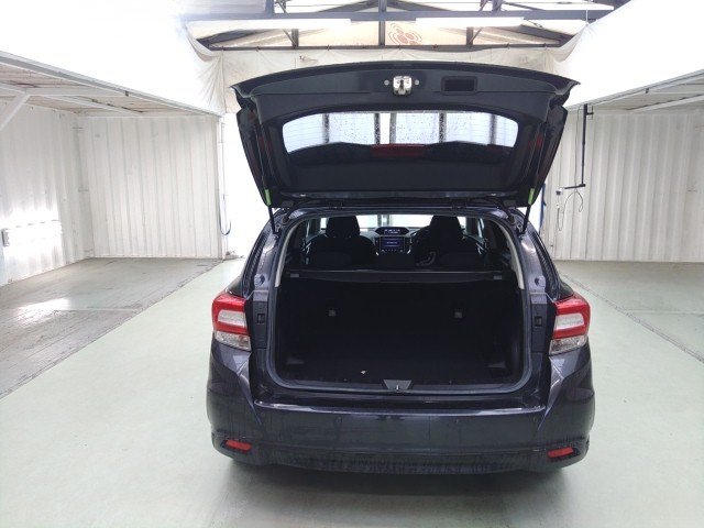 
								SUBARU IMPREZA full									
