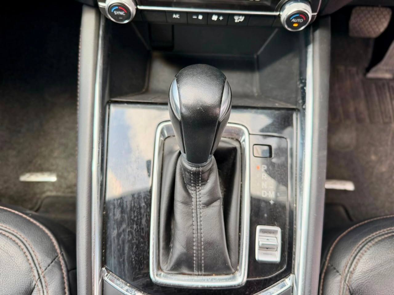 
								MAZDA CX5 full									