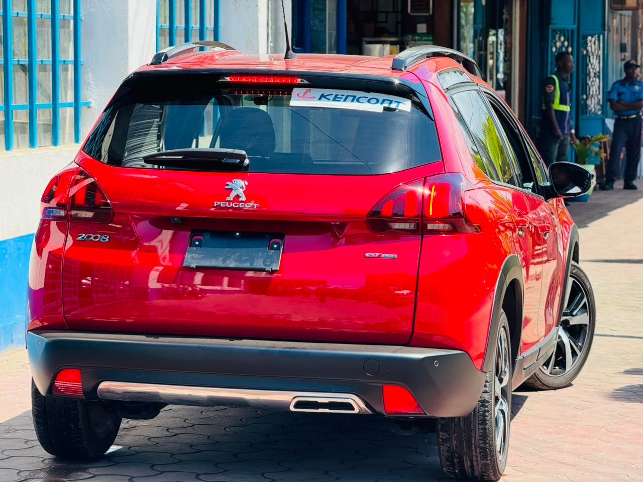 
								PEUGEOT 2008 full									