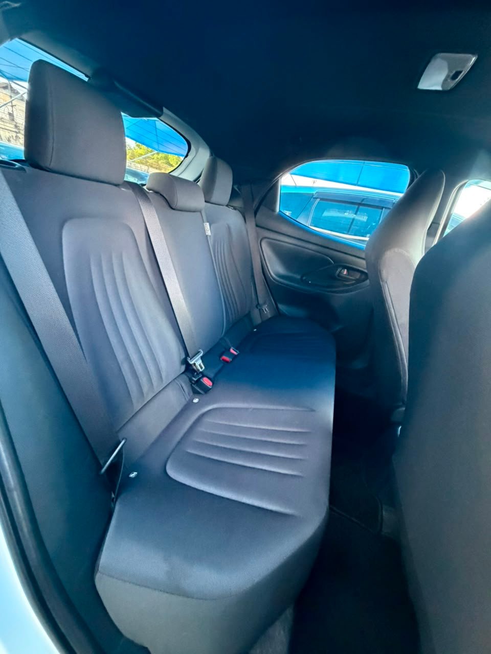 
								TOYOTA YARIS full									