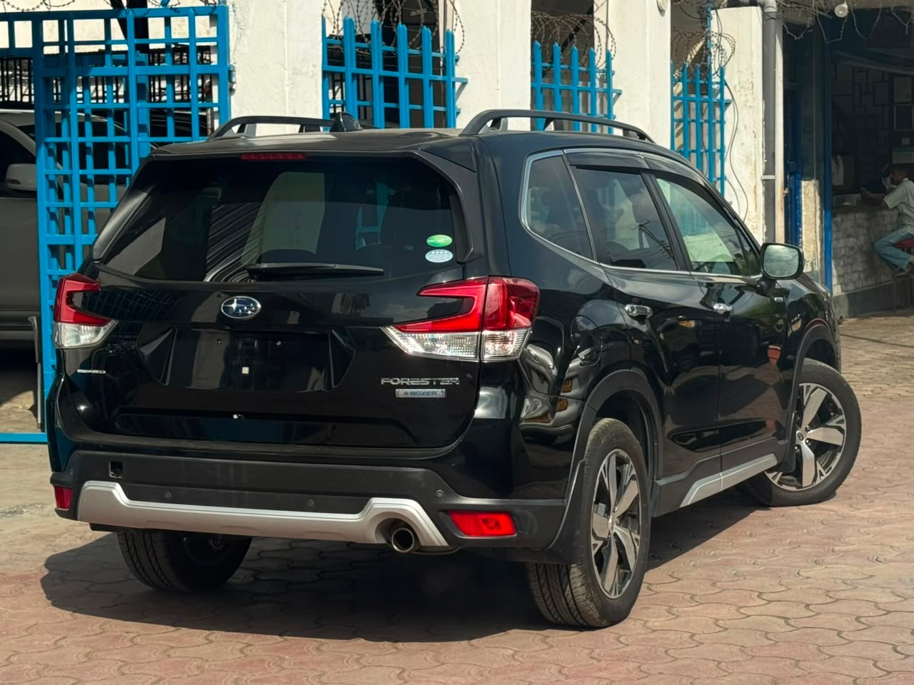 
								SUBARU FORESTER full									