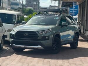 TOYOTA RAV-4