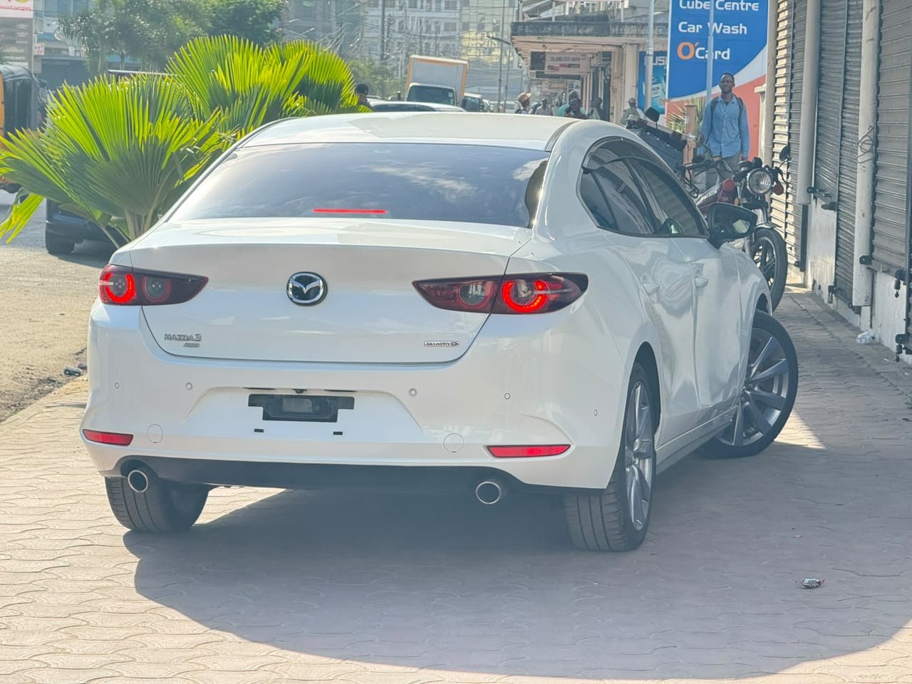 
								MAZDA 3 full									