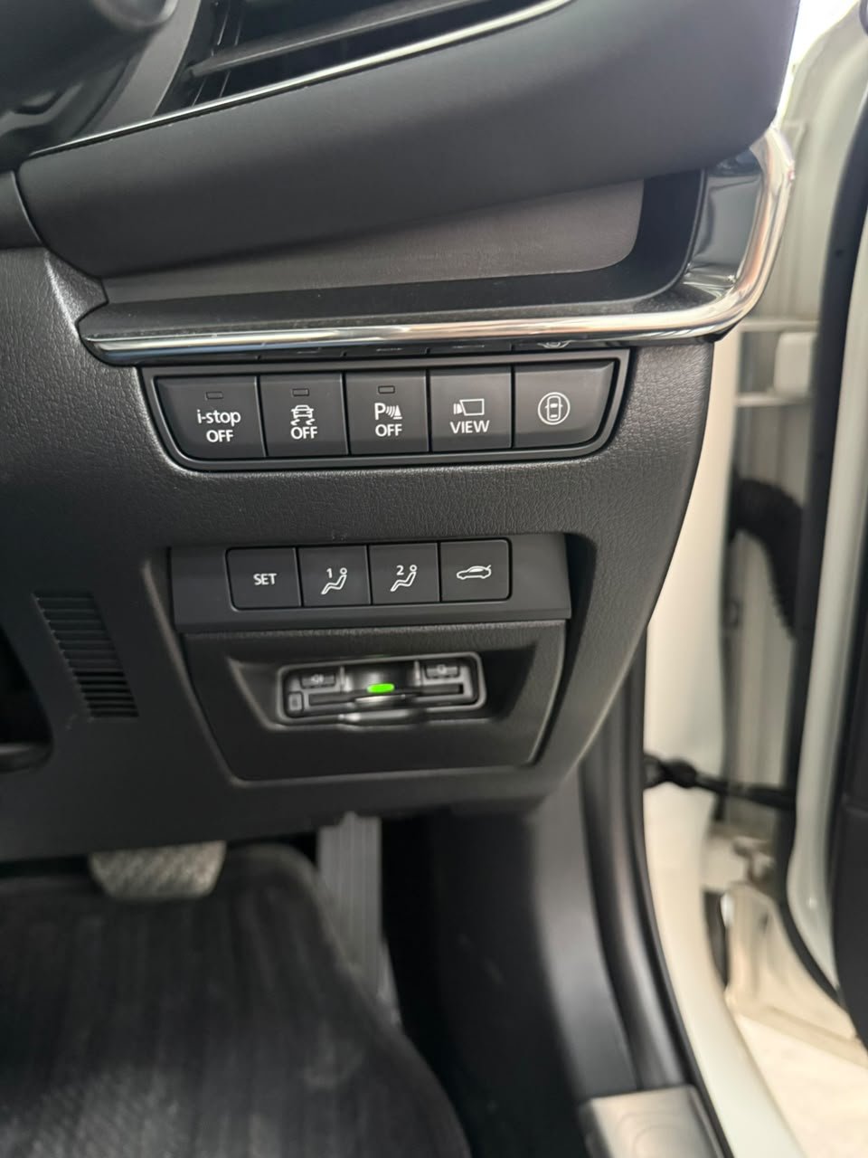 
								MAZDA 3 full									
