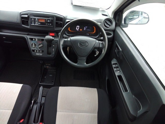 
								DAIHATSU MIRA full									
