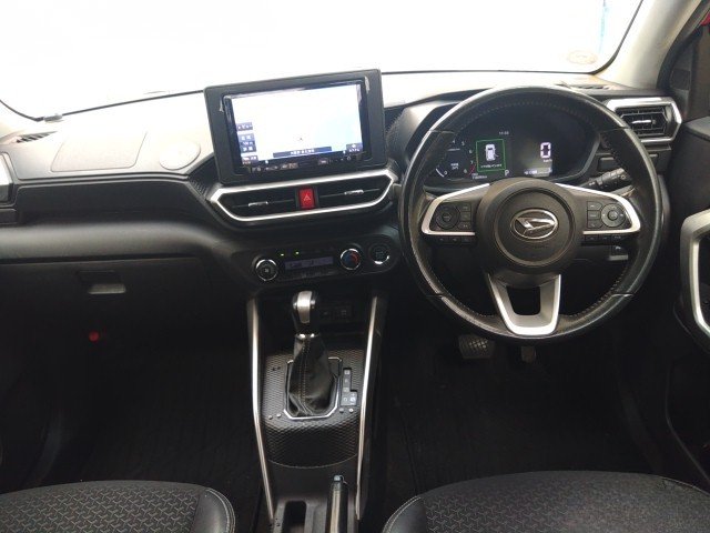 
								DAIHATSU ROCKY full									