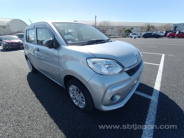 
								TOYOTA PASSO full									