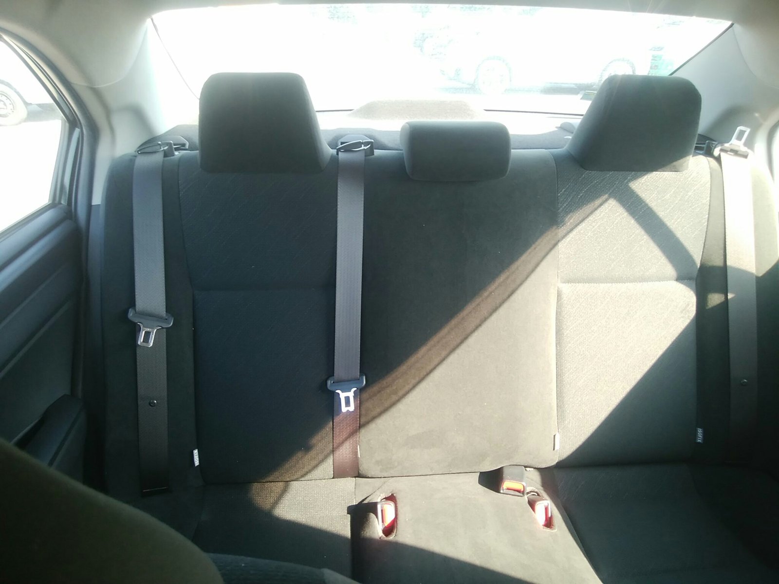 
								TOYOTA AXIO full									