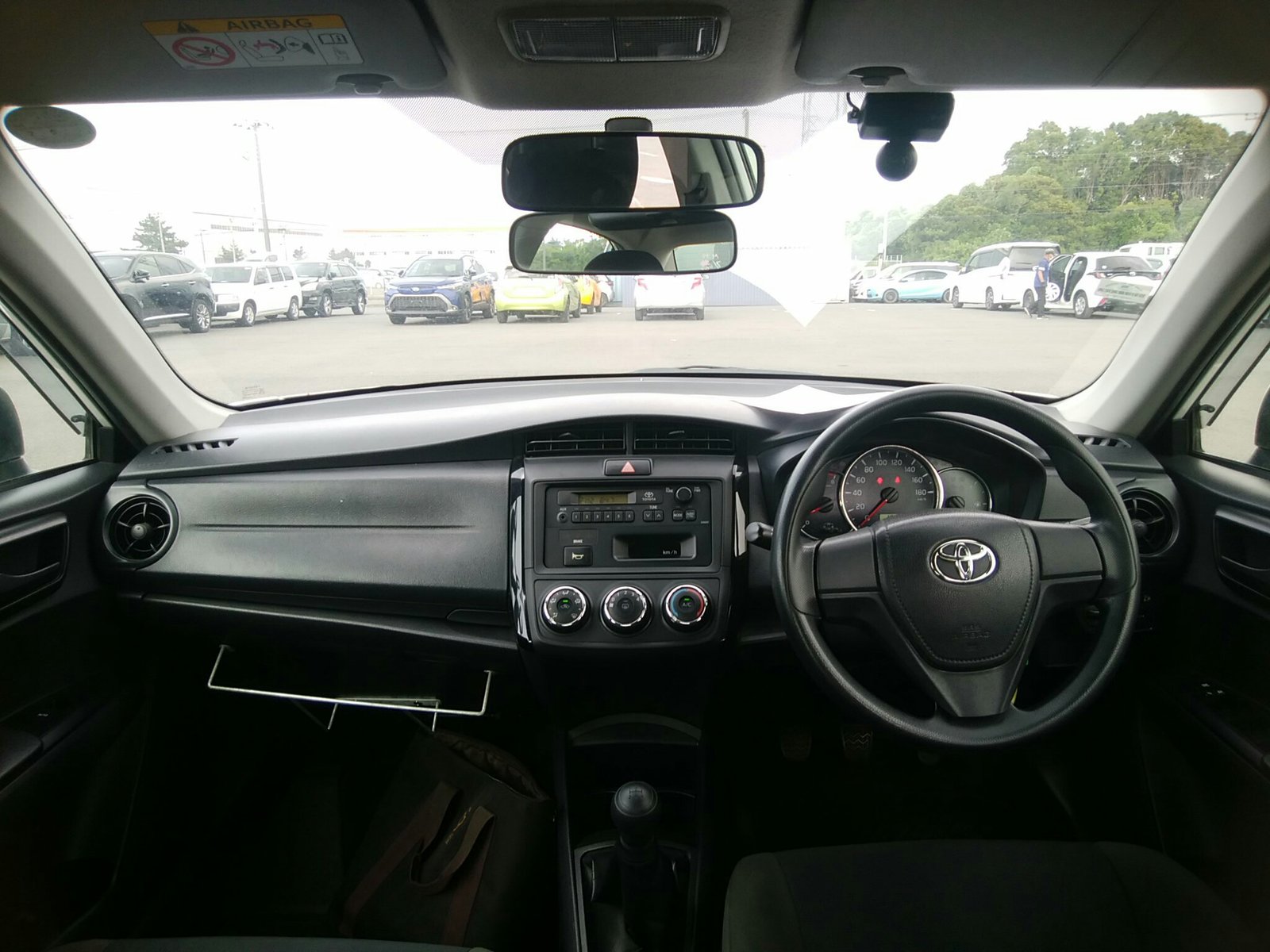
								TOYOTA AXIO full									