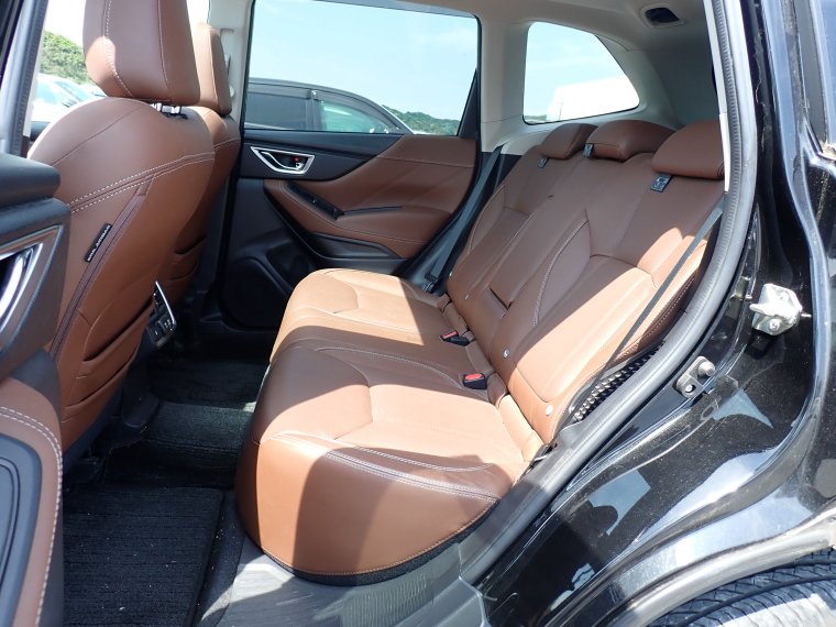 
								SUBARU FORESTER full									