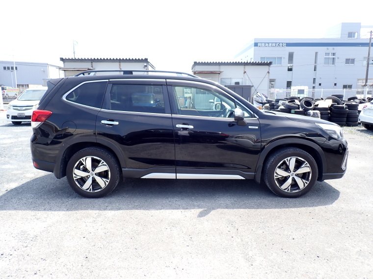 
								SUBARU FORESTER full									
