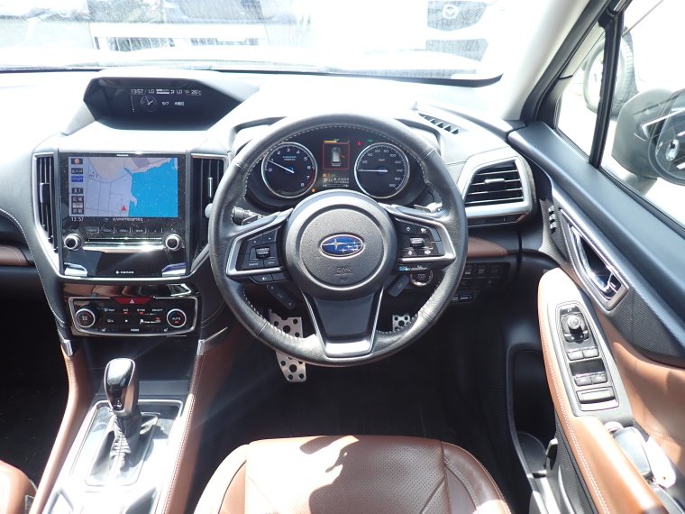 
								SUBARU FORESTER full									