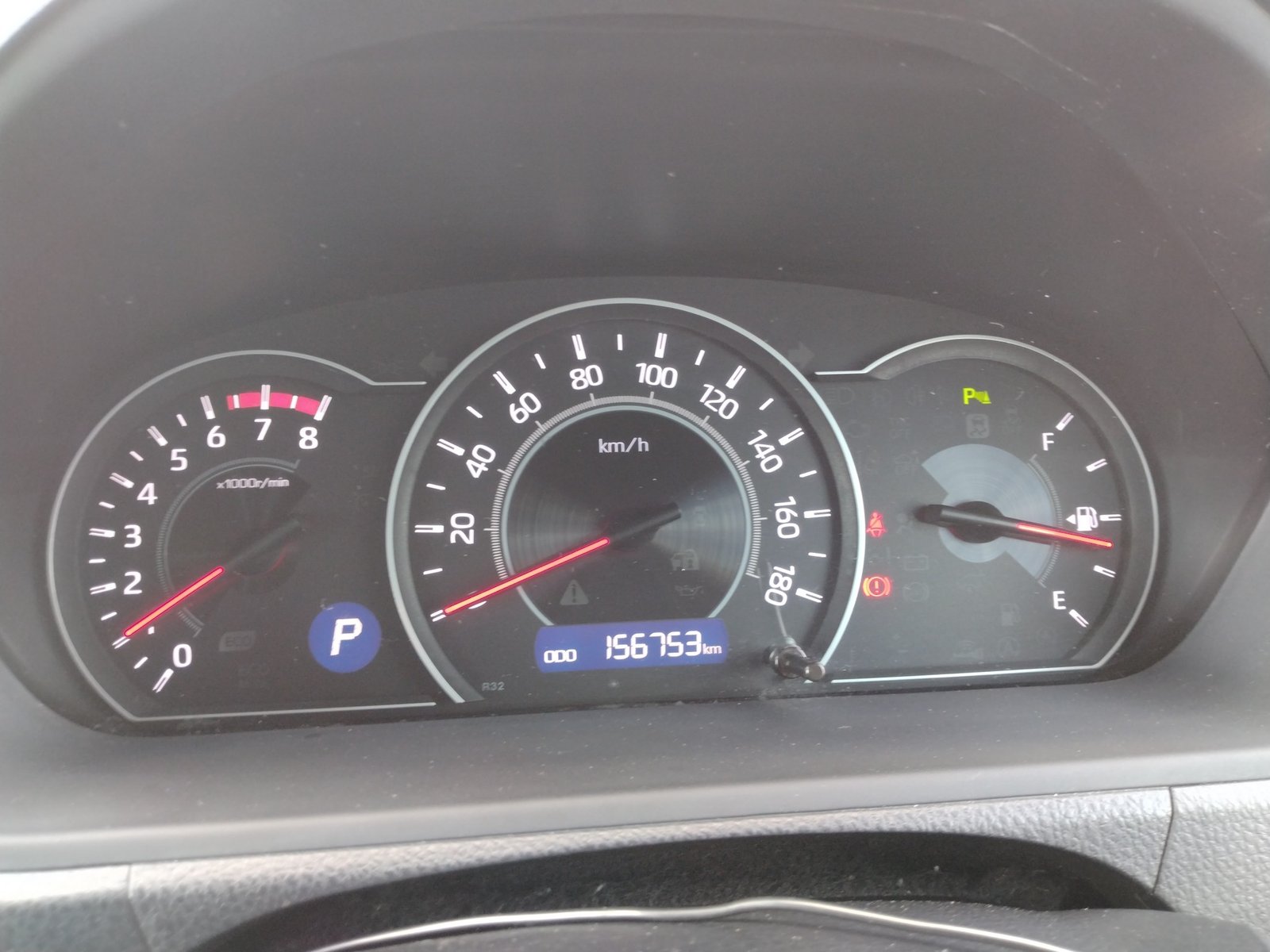 
								TOYOTA NOAH full									