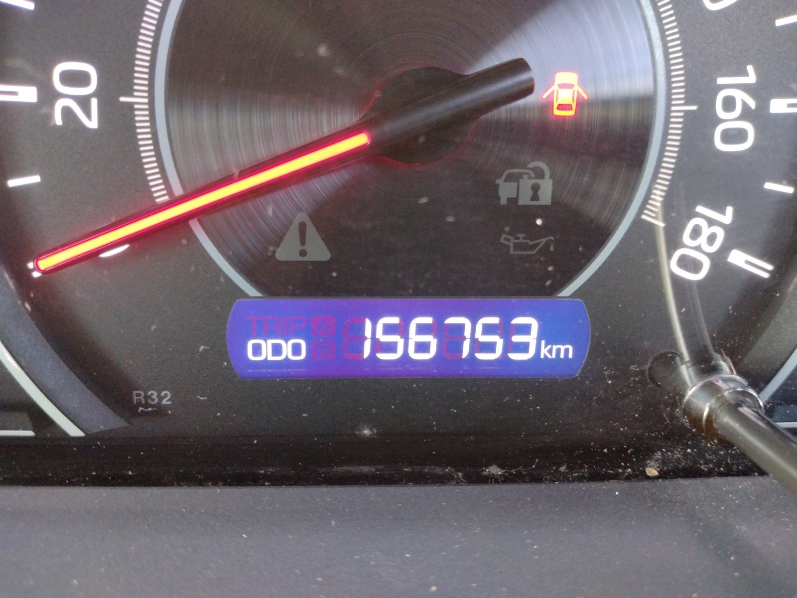 
								TOYOTA NOAH full									