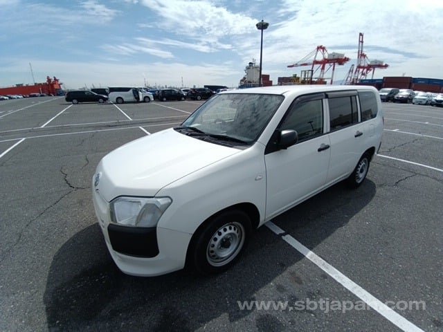 
								TOYOTA PROBOX full									