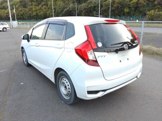 
								HONDA FIT full									