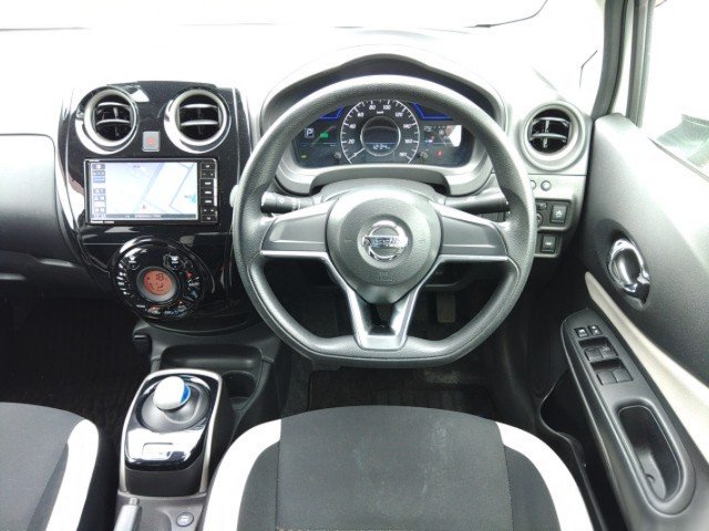 
								NISSAN NOTE full									
