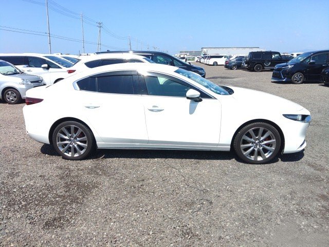 
								MAZDA 3 full									