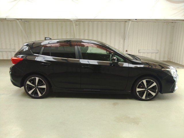
								SUBARU IMPREZA full									