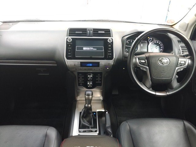 
								TOYOTA PRADO full									