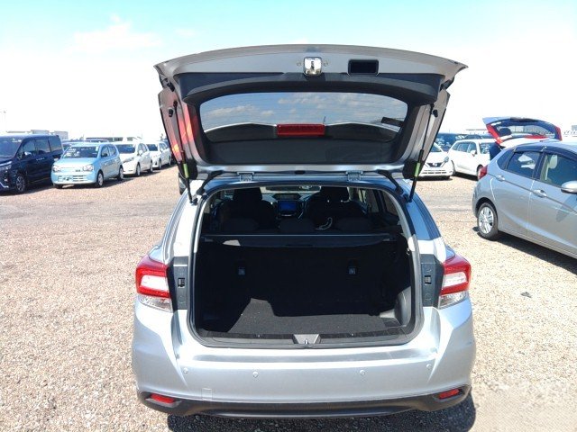 
								SUBARU IMPREZA full									