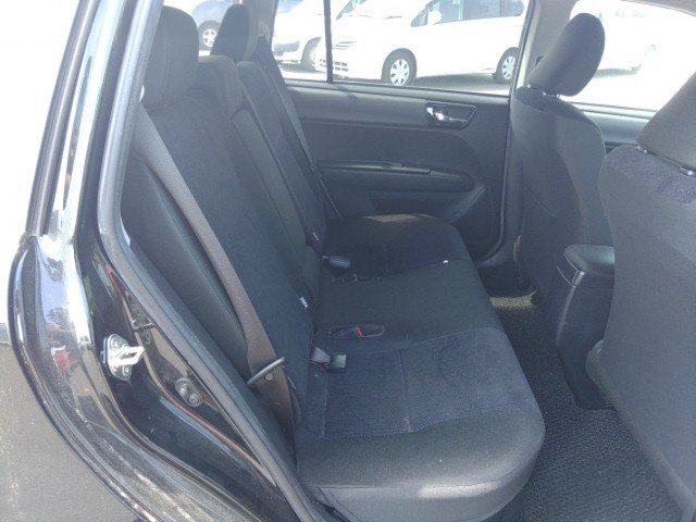 
								TOYOTA FIELDER full									